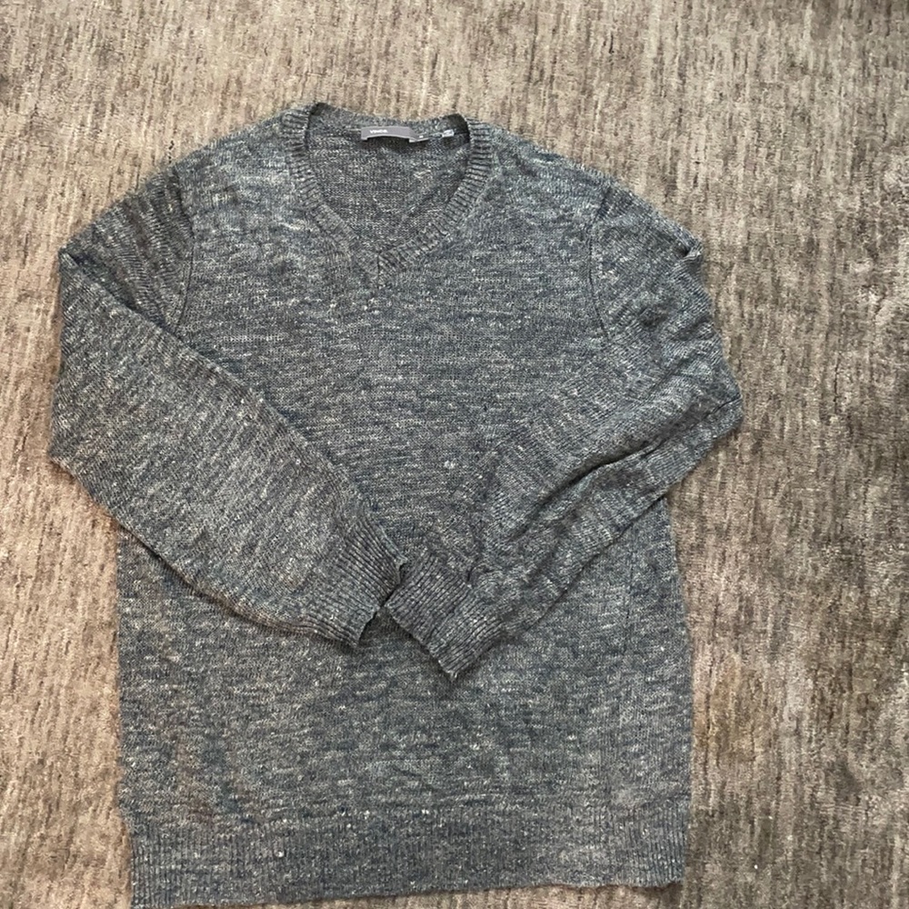 Vince 100% linen sweater